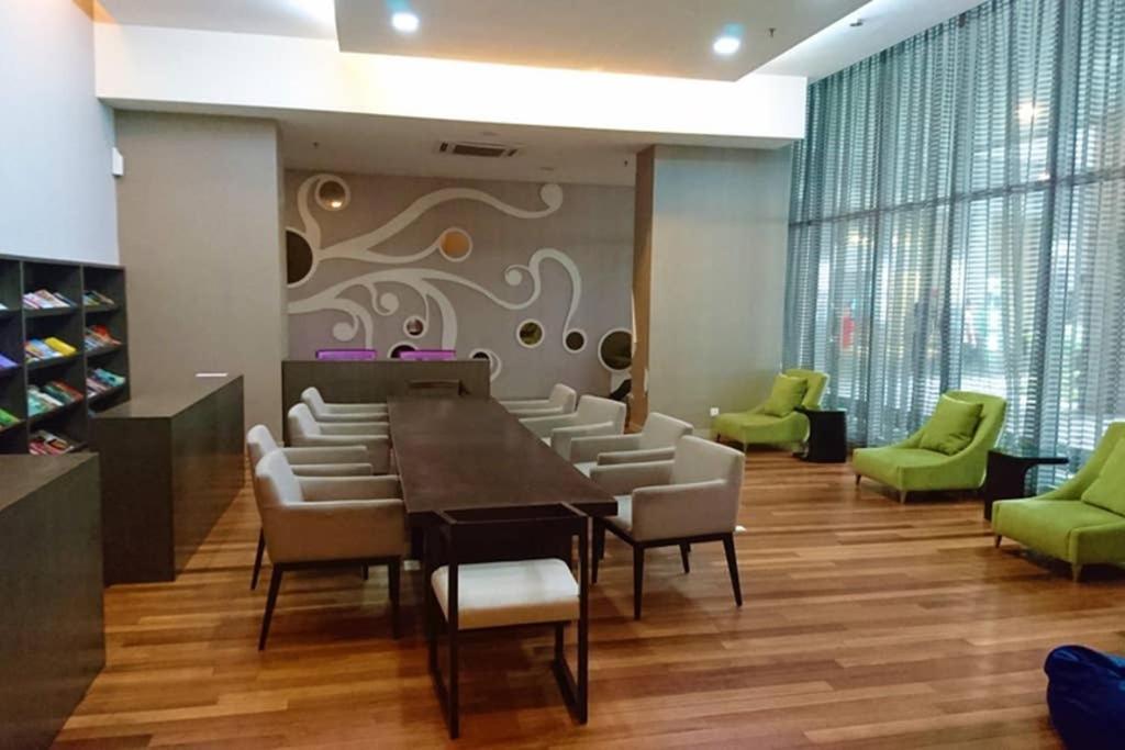 Klcc Regalia Suites Infinity Pool Kuala Lumpur Kültér fotó